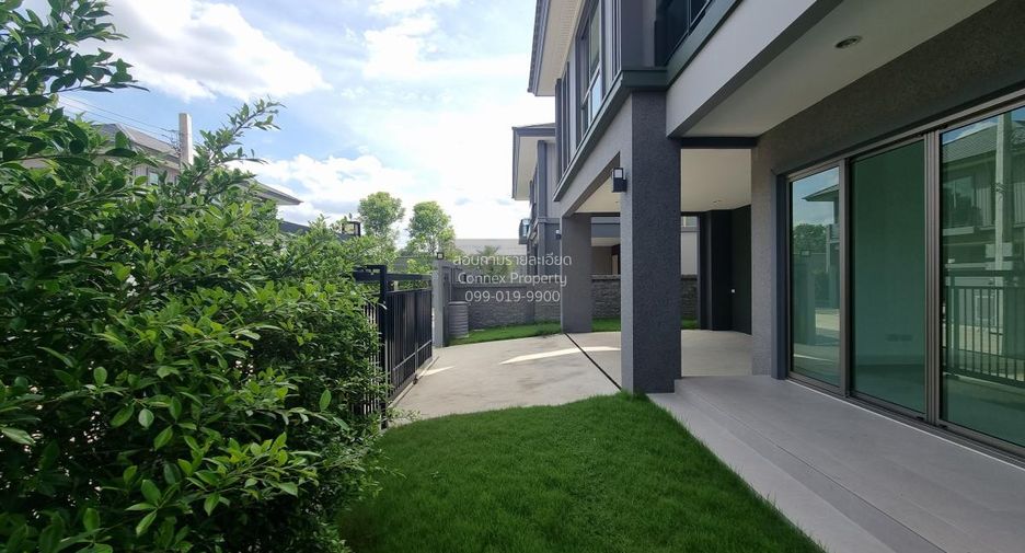 For sale 4 bedrooms house in Saphan Sung, Bangkok