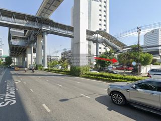 For sale 1 Beds land in Bang Kapi, Bangkok