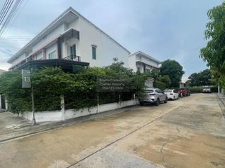 For sale 3 bedrooms townhouse in Bang Bua Thong, Nonthaburi