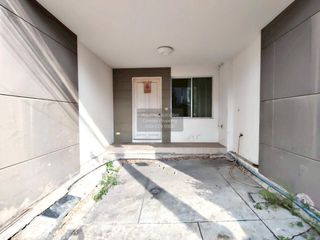 Casa adosada en venta de 3 habitaciones en Rat Burana, Bangkok