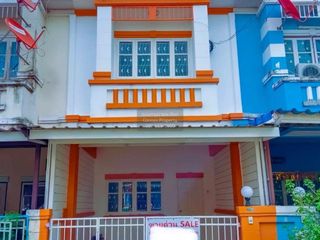 出售 3 卧室 联排别墅 在 Sai Noi, Nonthaburi