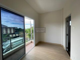 出售 3 卧室 独立屋 在 Si Racha, Chon Buri