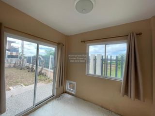 出售 3 卧室 独立屋 在 Si Racha, Chon Buri