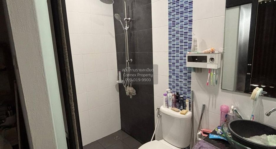 For sale 3 bedrooms townhouse in Mueang Chon Buri, Chonburi