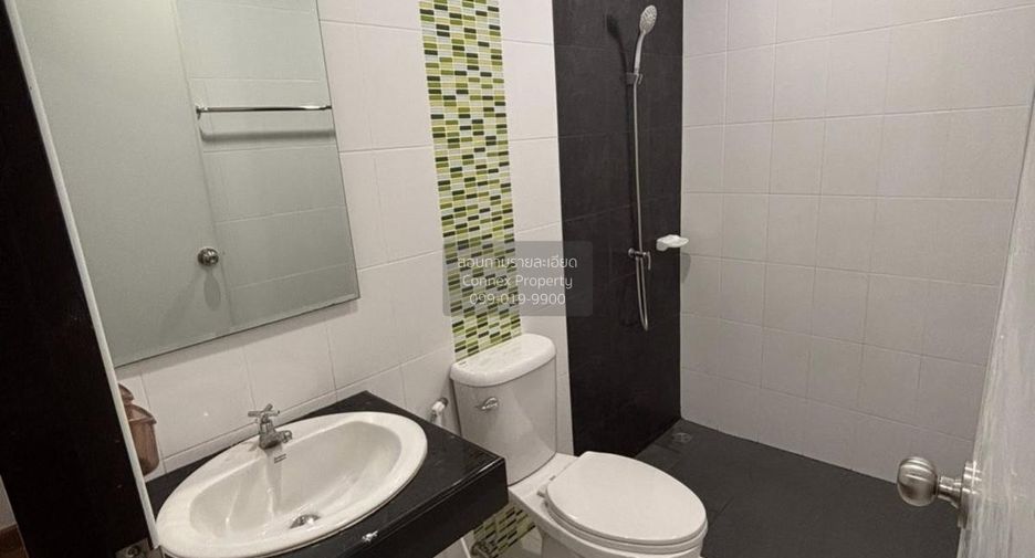 For sale 3 bedrooms townhouse in Mueang Chon Buri, Chonburi