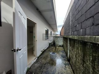 出售 3 卧室 联排别墅 在 Phan Thong, Chon Buri