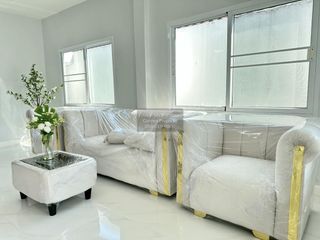出售 2 卧室 独立屋 在 Mueang Pathum Thani, Pathum Thani