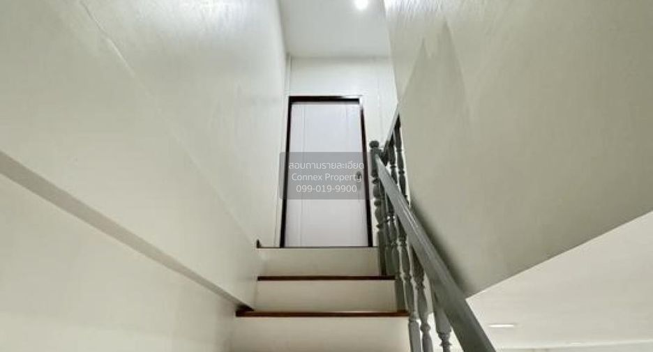 Casa adosada en venta de 2 habitaciones en Khlong Sam Wa, Bangkok