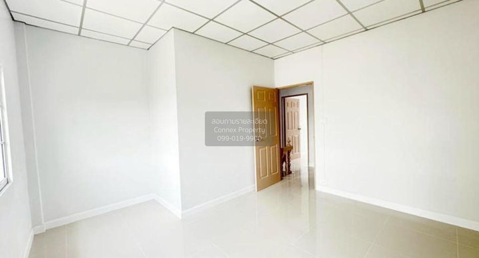 Casa adosada en venta de 2 habitaciones en Khlong Sam Wa, Bangkok