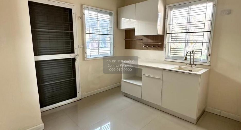 For sale 3 bedrooms house in Thanyaburi, Pathum Thani