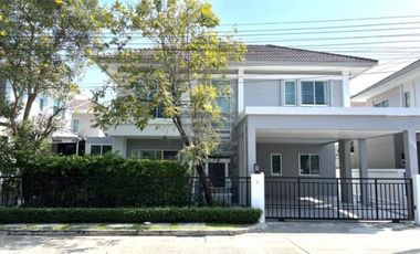 À vendre 4 chambres maison à Khan Na Yao, Bangkok