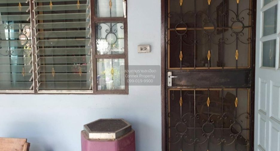 À vendre 2 chambres maison de ville à Thawi Watthana, Bangkok