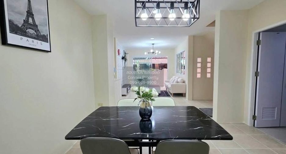 Casa adosada en venta de 3 habitaciones en Phra Samut Chedi, Samut Prakan