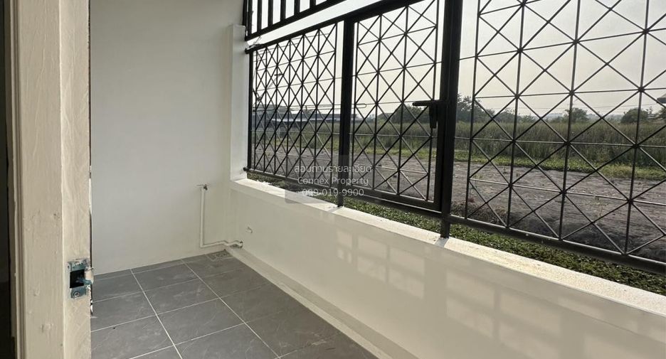 出售 2 卧室 联排别墅 在 Thanyaburi, Pathum Thani
