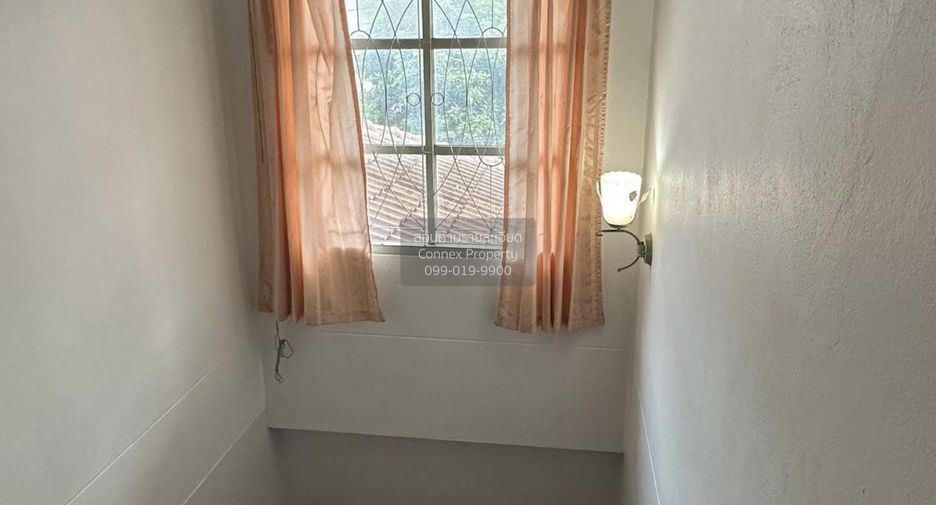 出售 5 卧室 独立屋 在 Mueang Pathum Thani, Pathum Thani