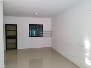 Reihenhaus zum Kauf mit 3 Zimmer in Bang Bo, Samut Prakan