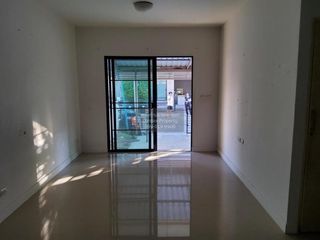 Reihenhaus zum Kauf mit 3 Zimmer in Bang Bo, Samut Prakan