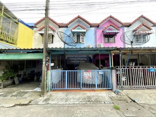 Reihenhaus zum Kauf mit 2 Zimmer in Bang Yai, Nonthaburi
