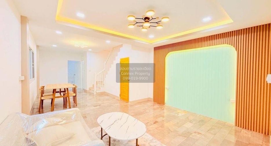 出售 3 卧室 联排别墅 在 Sai Noi, Nonthaburi