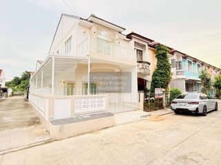 出售 3 卧室 联排别墅 在 Sai Noi, Nonthaburi