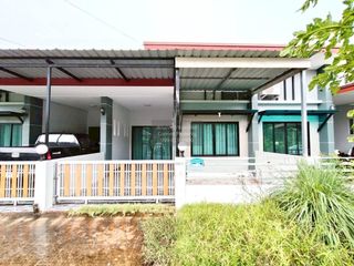 For sale 2 ベッドルーム townhouse in Mueang Trang, Trang