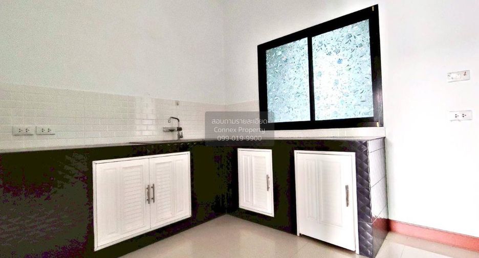 For sale 2 ベッドルーム townhouse in Mueang Trang, Trang