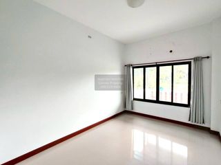 For sale 2 ベッドルーム townhouse in Mueang Trang, Trang