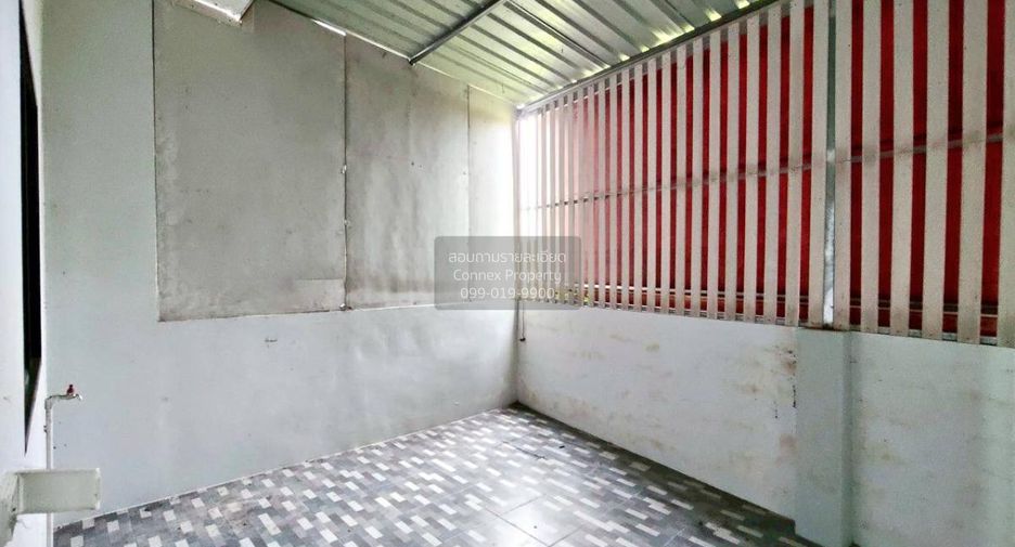 For sale 2 ベッドルーム townhouse in Mueang Trang, Trang