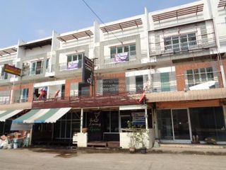 For sale 4 bedrooms retail Space in Mueang Maha Sarakham, Maha Sarakham