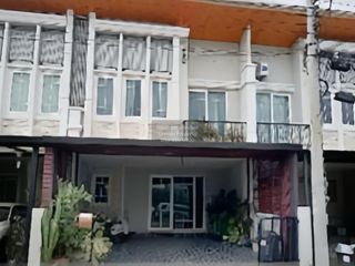 Reihenhaus zum Kauf mit 4 Zimmer in Prawet, Bangkok