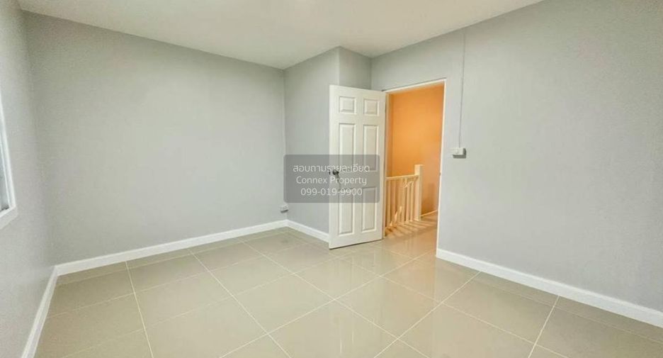 Reihenhaus zum Kauf mit 3 Zimmer in Bang Yai, Nonthaburi