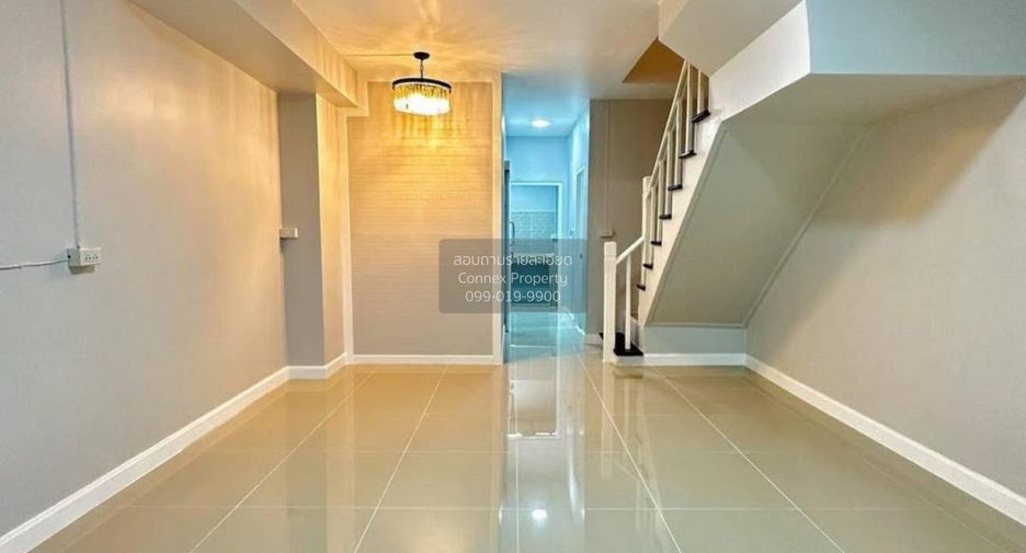 Reihenhaus zum Kauf mit 3 Zimmer in Bang Yai, Nonthaburi