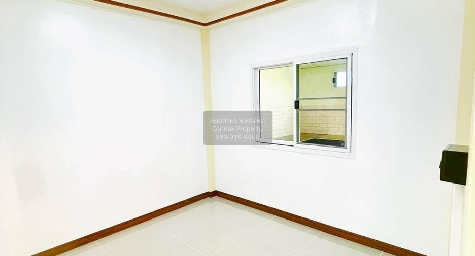 Reihenhaus zum Kauf mit 2 Zimmer in Bang Yai, Nonthaburi