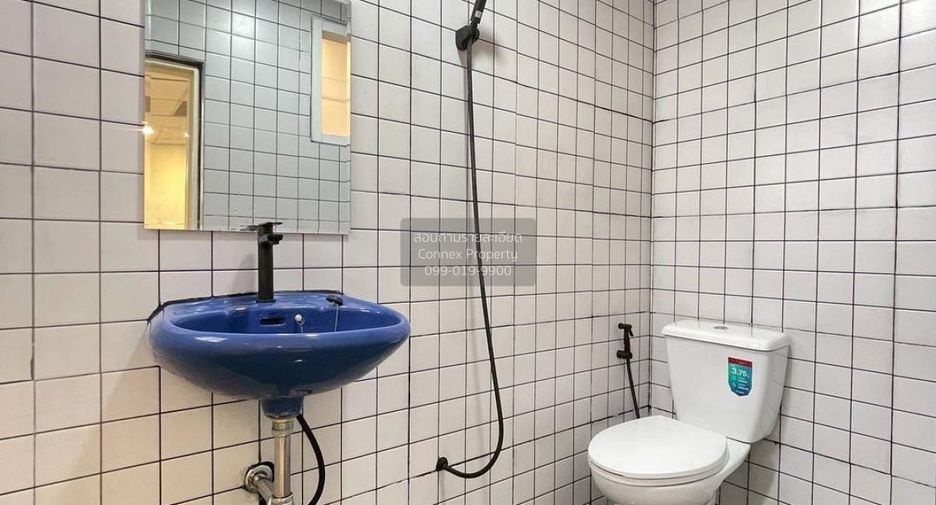 Reihenhaus zum Kauf mit 2 Zimmer in Bang Yai, Nonthaburi