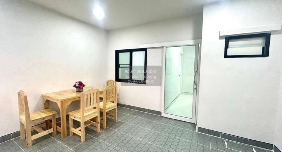 出售 2 卧室 联排别墅 在 Sai Noi, Nonthaburi