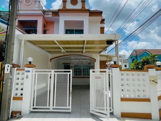 Reihenhaus zum Kauf mit 2 Zimmer in Bang Bua Thong, Nonthaburi