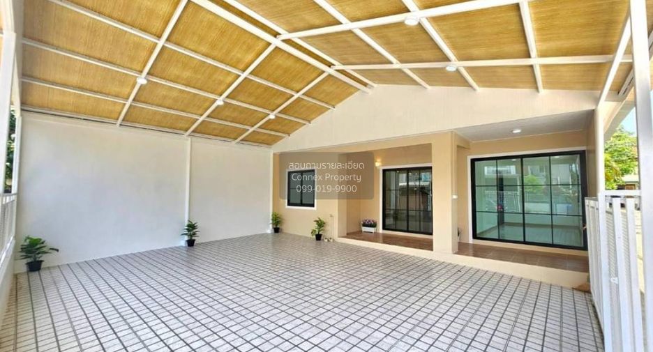 出售 5 卧室 联排别墅 在 Sai Noi, Nonthaburi