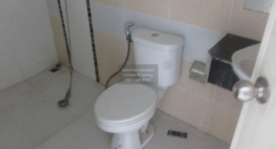 For sale 3 bedrooms townhouse in Mueang Chon Buri, Chonburi
