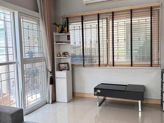 Haus zum Kauf mit 4 Zimmer in Phra Pradaeng, Samut Prakan