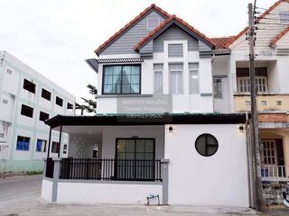 Продажа 4 спальни таунхаус в Khlong Luang, Патумтани