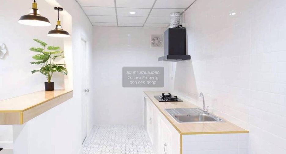 For sale 4 ベッドルーム townhouse in Khlong Luang, Pathum Thani