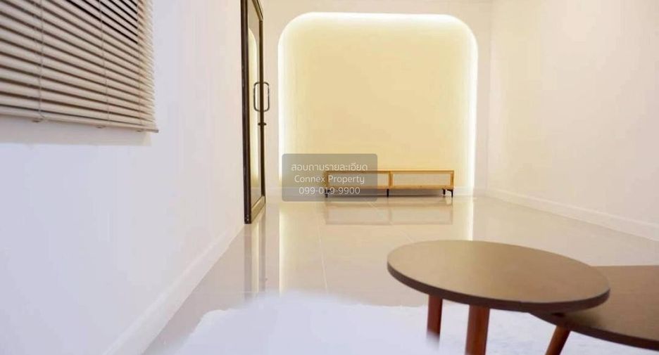 For sale 4 ベッドルーム townhouse in Khlong Luang, Pathum Thani