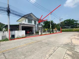 For sale 3 bedrooms house in Mueang Nakhon Pathom, Nakhon Pathom