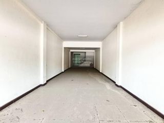 Local comercial en venta de 2 habitaciones en Pran Buri, Prachuap Khiri Khan
