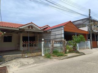 À vendre 2 chambres maison de ville à Pran Buri, Prachuap Khiri Khan