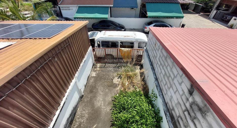 For sale 2 bedrooms townhouse in Mueang Chon Buri, Chonburi