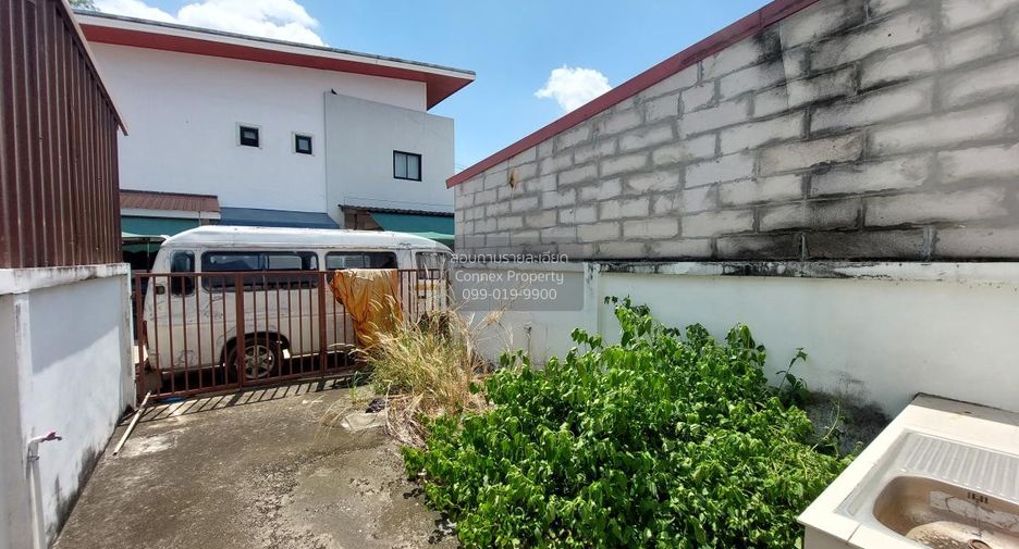 For sale 2 bedrooms townhouse in Mueang Chon Buri, Chonburi