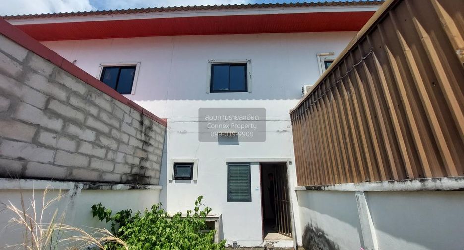 For sale 2 bedrooms townhouse in Mueang Chon Buri, Chonburi