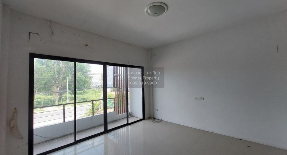 For sale 2 bedrooms townhouse in Mueang Chon Buri, Chonburi