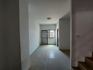 For sale 2 bedrooms townhouse in Mueang Chon Buri, Chonburi